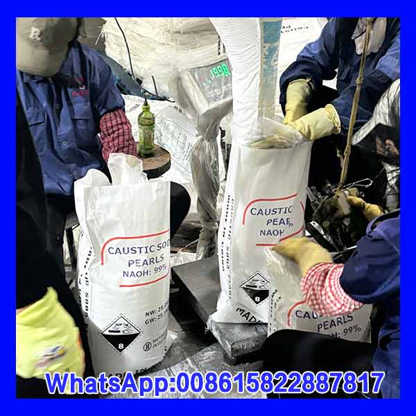 Conditionnement pratique de soude caustique en sac de 25 kg