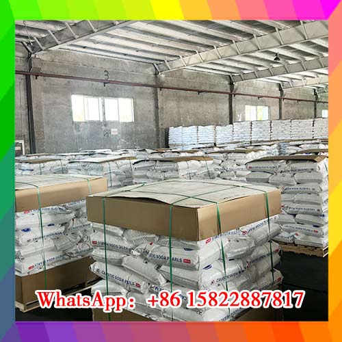 FCL shipping dispatch of caustic soda pearls in 25kg bags at Tianjin port by top Chinese manufacturer